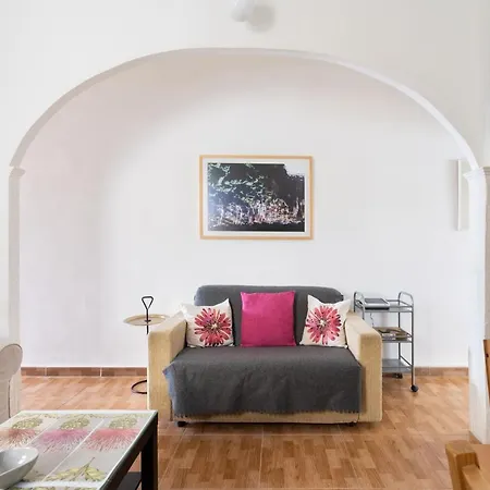 Home2book Cozy Cruz Center *